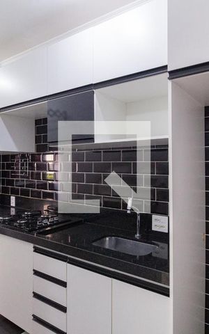 Apartamento à venda com 42m², 1 quarto e sem vaga Apartamento à venda com 42m², 1 quarto e sem vagaCozinha e área de serviço