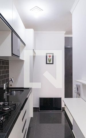 Apartamento à venda com 42m², 1 quarto e sem vaga Apartamento à venda com 42m², 1 quarto e sem vagaCozinha e área de serviço
