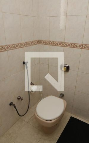 Casa à venda com 200m², 3 quartos e 2 vagasBanheiro do Quarto 2