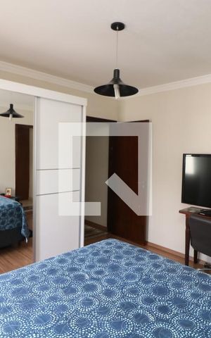 Casa à venda com 200m², 3 quartos e 2 vagasQuarto 2
