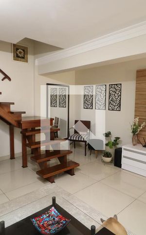 Casa à venda com 200m², 3 quartos e 2 vagasSala