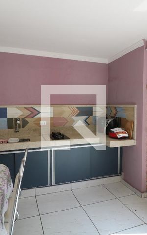 Casa à venda com 200m², 3 quartos e 2 vagasChurrasqueira