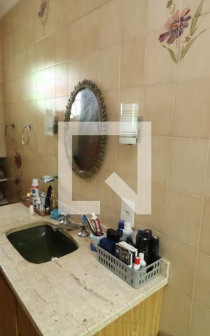 Casa à venda com 200m², 3 quartos e 2 vagasBanheiro do Quarto 1