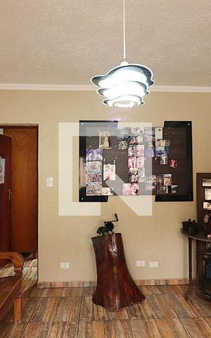 Casa à venda com 220m², 2 quartos e 3 vagasSala 2