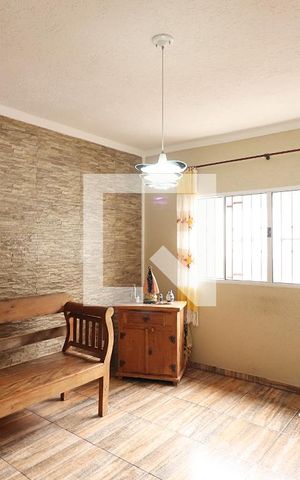 Casa à venda com 220m², 2 quartos e 3 vagasSala 2