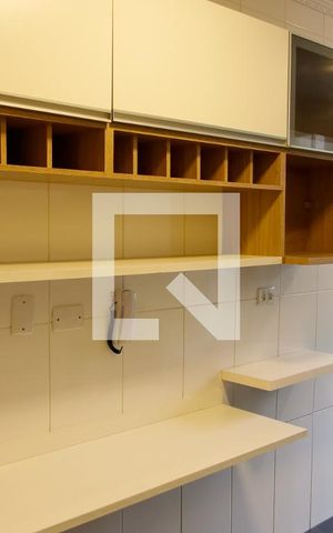 Apartamento para alugar com 65m², 2 quartos e 1 vagaCozinha