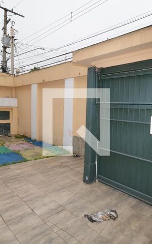 Casa para alugar com 377m², 4 quartos e 3 vagasGaragem