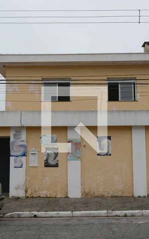 Casa para alugar com 377m², 4 quartos e 3 vagasFachada