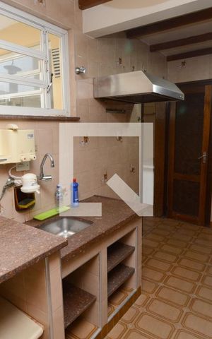 Casa para alugar com 377m², 4 quartos e 3 vagasCozinha