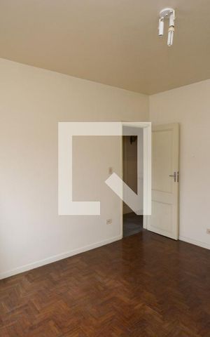 Casa para alugar com 377m², 4 quartos e 3 vagasQuarto 4