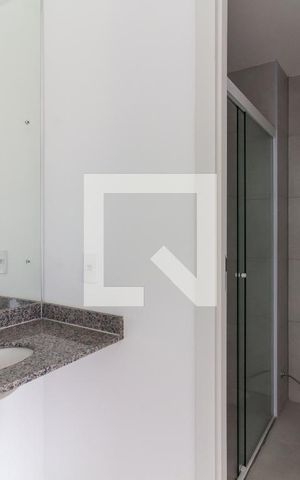 Apartamento à venda com 38m², 2 quartos e sem vaga Apartamento à venda com 38m², 2 quartos e sem vagaBanheiro