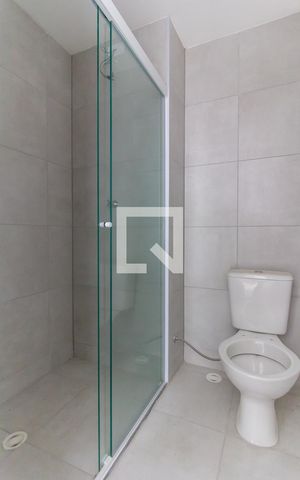 Apartamento à venda com 38m², 2 quartos e sem vaga Apartamento à venda com 38m², 2 quartos e sem vagaBanheiro