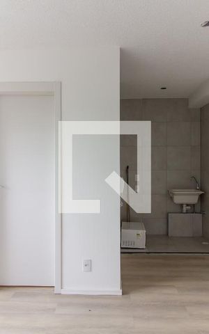 Apartamento à venda com 38m², 2 quartos e sem vaga Apartamento à venda com 38m², 2 quartos e sem vagaSala