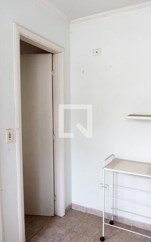 Casa à venda com 377m², 4 quartos e 4 vagas Casa à venda com 377m², 4 quartos e 4 vagasÁrea comum
