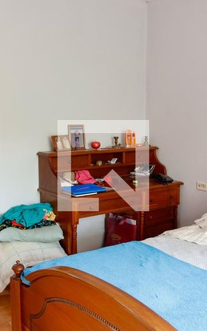 Casa à venda com 377m², 4 quartos e 4 vagas Casa à venda com 377m², 4 quartos e 4 vagasQuarto 4 - Suíte