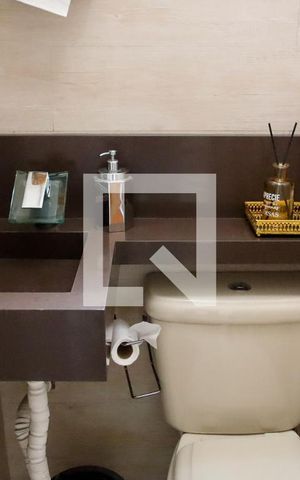 Casa à venda com 130m², 2 quartos e 3 vagas Casa à venda com 130m², 2 quartos e 3 vagasLavabo