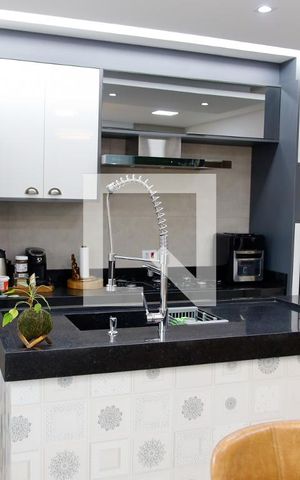 Casa à venda com 130m², 2 quartos e 3 vagas Casa à venda com 130m², 2 quartos e 3 vagasCozinha