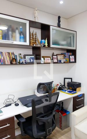 Casa à venda com 130m², 2 quartos e 3 vagas Casa à venda com 130m², 2 quartos e 3 vagasQuarto 1 suite