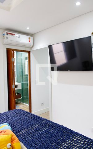 Casa à venda com 130m², 2 quartos e 3 vagas Casa à venda com 130m², 2 quartos e 3 vagasQuarto 2 - Suíte
