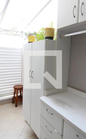Casa de condomínio à venda com 155m², 3 quartos e 2 vagasÁrea de Serviço