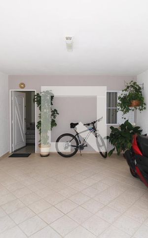 Casa de condomínio à venda com 155m², 3 quartos e 2 vagasGaragem