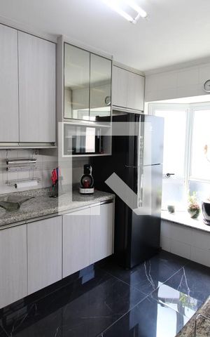 Casa de condomínio à venda com 155m², 3 quartos e 2 vagasCozinha