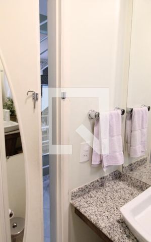 Casa de condomínio à venda com 155m², 3 quartos e 2 vagasBanheiro 1
