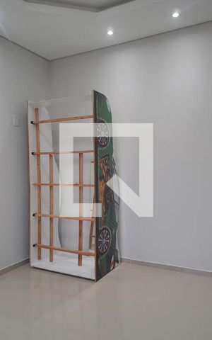 Casa à venda com 220m², 3 quartos e 4 vagas Casa à venda com 220m², 3 quartos e 4 vagasQuarto 2