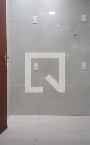 Casa à venda com 220m², 3 quartos e 4 vagas Casa à venda com 220m², 3 quartos e 4 vagasBanheiro da Suíte