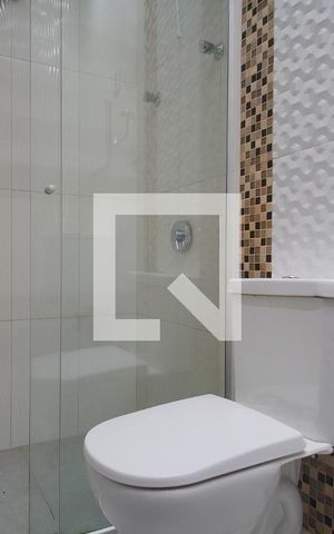 Casa à venda com 220m², 3 quartos e 4 vagas Casa à venda com 220m², 3 quartos e 4 vagasBanheiro 2