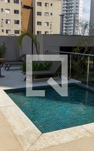Apartamento à venda com 30m², 1 quarto e sem vaga Apartamento à venda com 30m², 1 quarto e sem vagaÁrea comum - Piscina