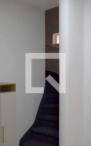Casa à venda com 140m², 5 quartos e 1 vagaSala