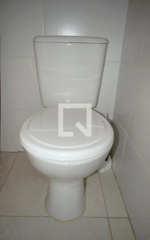 Casa à venda com 140m², 5 quartos e 1 vagaBanheiro Suíte 2