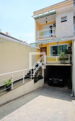 Casa à venda com 182m², 3 quartos e 5 vagasGaragem
