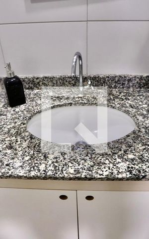 Apartamento à venda com 31m², 1 quarto e 1 vaga Apartamento à venda com 31m², 1 quarto e 1 vagaBanheiro