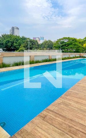 Apartamento para alugar com 74m², 2 quartos e 2 vagas Apartamento para alugar com 74m², 2 quartos e 2 vagasÁrea comum - Piscina
