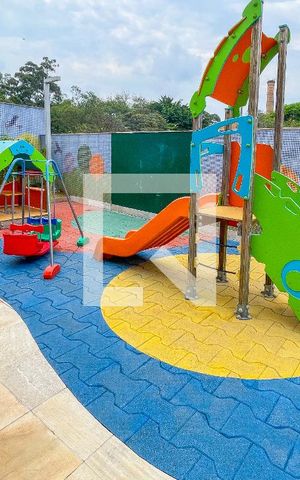 Apartamento para alugar com 74m², 2 quartos e 2 vagas Apartamento para alugar com 74m², 2 quartos e 2 vagasÁrea comum - Playground