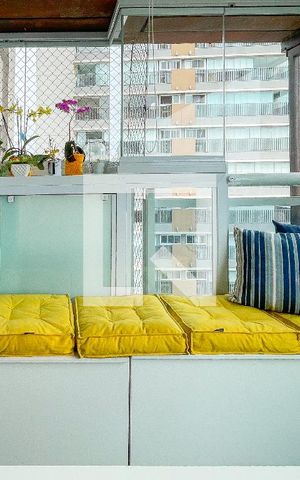 Apartamento para alugar com 74m², 2 quartos e 2 vagas Apartamento para alugar com 74m², 2 quartos e 2 vagasVaranda
