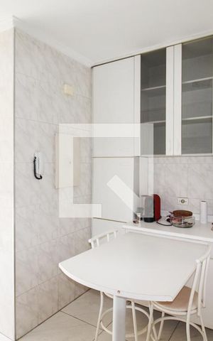 Apartamento à venda com 106m², 3 quartos e 1 vaga Apartamento à venda com 106m², 3 quartos e 1 vagaCozinha