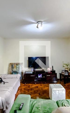 Casa à venda com 230m², 3 quartos e 5 vagasSala