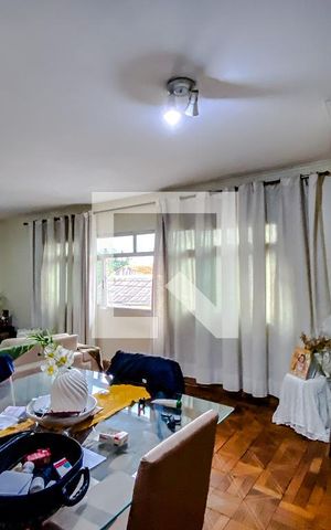 Casa à venda com 230m², 3 quartos e 5 vagasSala