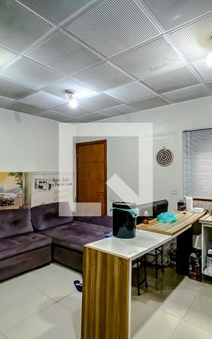 Casa à venda com 230m², 3 quartos e 5 vagasCasa 2