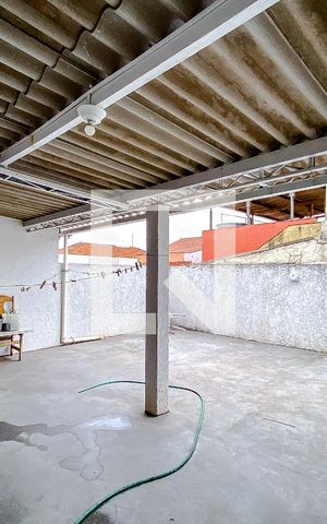 Casa à venda com 230m², 3 quartos e 5 vagasÁrea externa