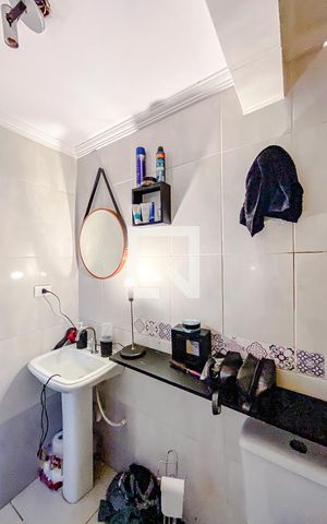 Casa à venda com 230m², 3 quartos e 5 vagasCasa 2