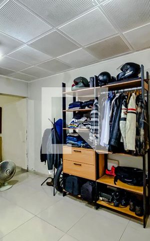 Casa à venda com 230m², 3 quartos e 5 vagasCasa 2