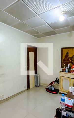Casa à venda com 230m², 3 quartos e 5 vagasCasa 2