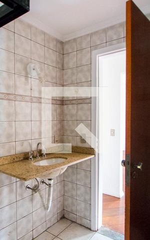 Apartamento à venda com 155m², 2 quartos e 1 vaga Apartamento à venda com 155m², 2 quartos e 1 vagaBanheiro