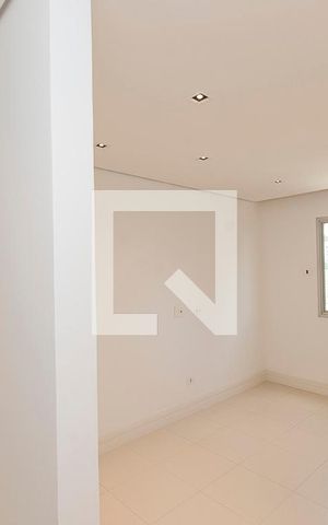 Apartamento à venda com 94m², 2 quartos e 1 vaga Apartamento à venda com 94m², 2 quartos e 1 vagaQuarto