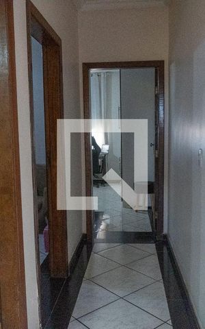 Casa à venda com 360m², 3 quartos e 3 vagas Casa à venda com 360m², 3 quartos e 3 vagasCorredor