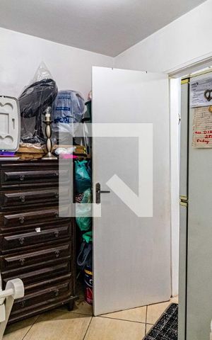 Casa à venda com 180m², 3 quartos e 2 vagas Casa à venda com 180m², 3 quartos e 2 vagasQuarto de serviço